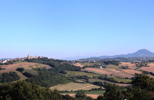 Corinaldo Villa | Original country house in the green heart of the Marche with swimming pool and garden!