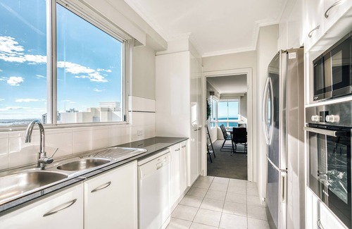 Main Beach Apartment | Oscar on Main Resort - Superior 3 Bed Ocean View