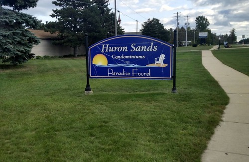 Au Sable Condo | Oscoda Condo on the shore of Lake Huron. Ausable Township 800 feet of Beach.