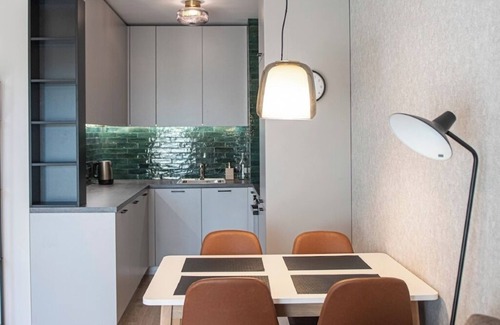 rajon Vrabnitsa Apartment | Oslo: A modern furnished apartment with parking