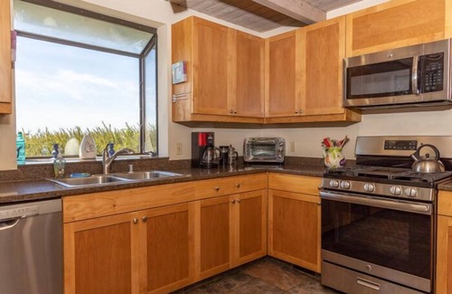 Bodega Bay House | Osprey Retreat - Beautiful views of the coastal hills, & Pt. Reyes, private.