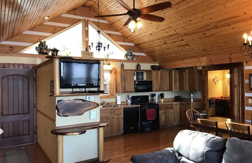 Magnet Cabin | Our Newest, Largest, and most Comfortable Retreat