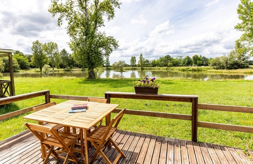 Queyrac RV Rental | Outdoor Hospitality, Relaxation at Lake Isachris in Queyrac in the Médoc - Mobile Home 4