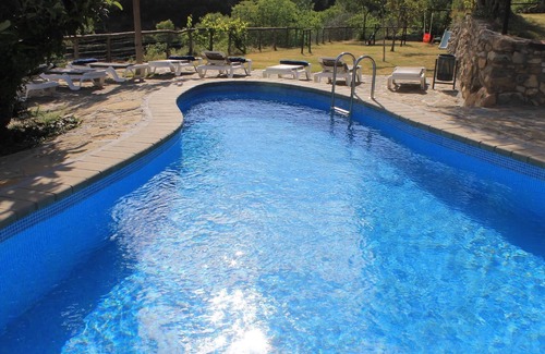 Coll de Nargo Cottage | Outdoor pool. Indoor pool. Barbecue, 14/16 people. Wifi