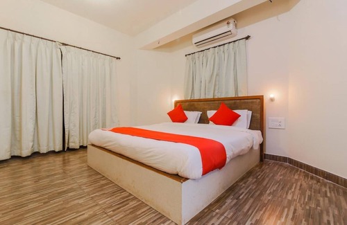 Morjim House | Outdoor Pool with Classic Bedroom in Goa