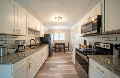 East Ocean View Apartment | OV Mosaic - River Suite