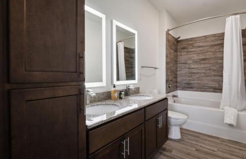 Farragut Apartment | Overlook 1214 I Beautiful 1bd1bth Apt I Gym