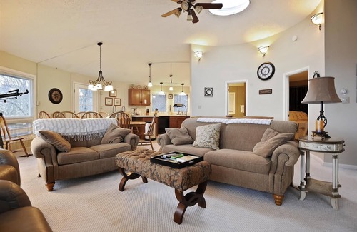 Old Timberline House | Overlooking Canaan Valley. It's about time you got Round-To-It!