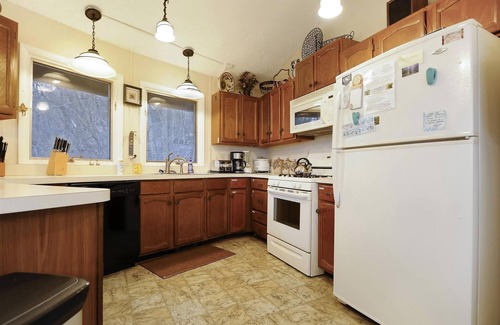 Old Timberline House | Overlooking Canaan Valley. It's about time you got Round-To-It!