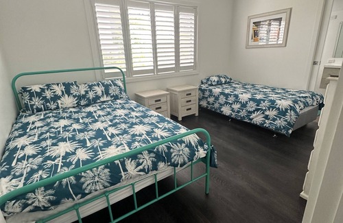 Crescent Head House | Oversized Executive Styled Home, Flat Walk To Town & Amazing Ocean Views!