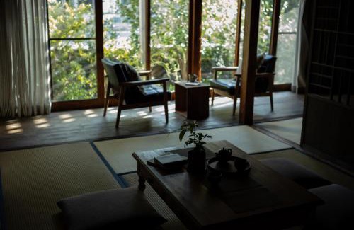 Showa Ward House | oyado桜山荘