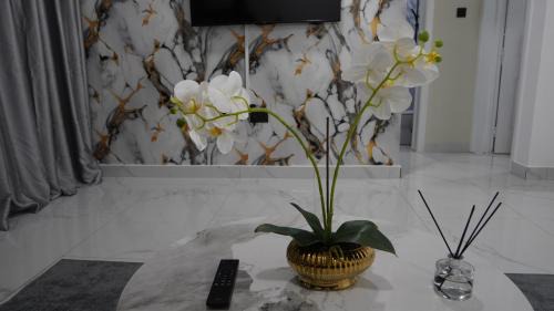 Kweiman Apartment | Oyarifa Luxury Apartment