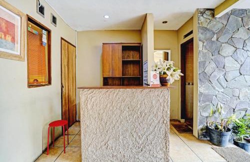Cigadung Hotel | OYO 90293 Guest House Cigadung 9a