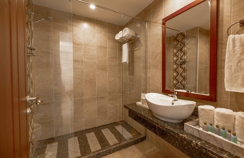 Marsa Alam Hotel | Oyster Bay Beach Suites