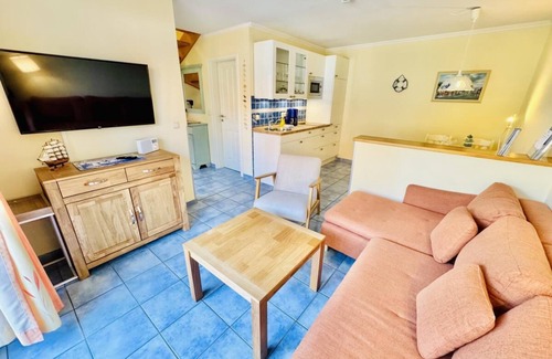 Warnemuende Apartment | Oyster, directly on the Alter Strom