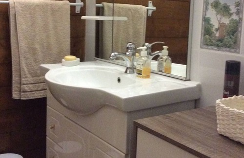 Pointe-Noire House | P'TITE CASE BONHEUR AN NOU