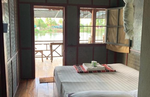 Don Khon House | Pa Kha Guesthouse