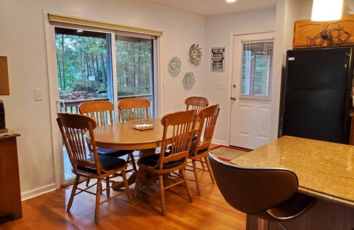 Heathsville House | Paddle, Float, & Fish on the Great Wicomico River Private dock w/kayaks & views