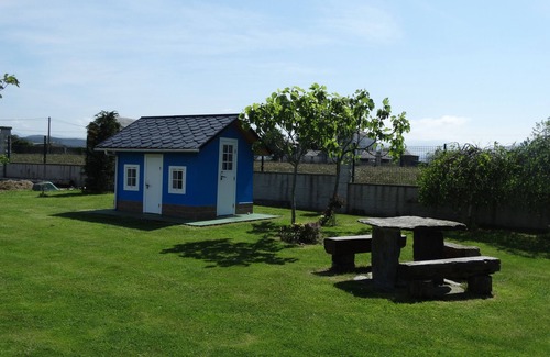 Navia Apartment | Paderne's Cross - Chestnut