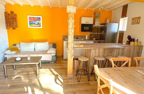 Fitou House | Paisible maison à l'ombre des pins