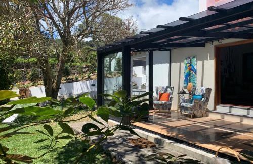 Caloura House | Palácio - Exclusive Villa, Caloura