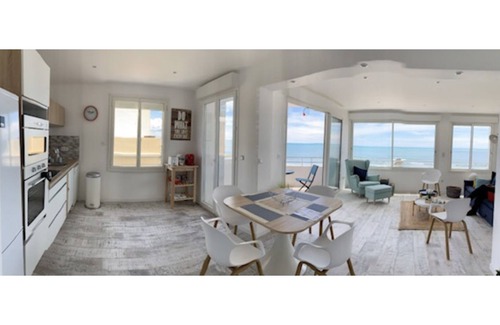 Palavas-les-Flots Apartment | Palavas Superb T3 71m2 1st line sea view