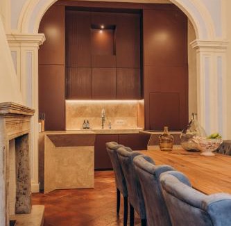 Montalcino Villa | Palazzo Tamanti - 4BR 6 Bath Estate Home in Montalcino Center