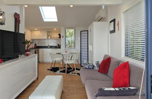 Palm Beach Villa | Palm Beach Perfection SPA Pool Free WIFI