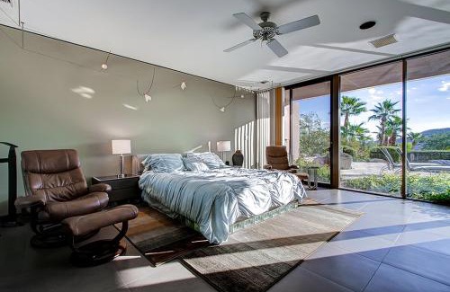 Cahuilla Hills House | Palm Springs Retreat with Private Pool and Jacuzzi