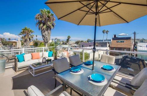 Mission Beach House | Palms Paradise 2