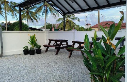 Setiu Ski Chalet | Pandan Dua D'Penarik