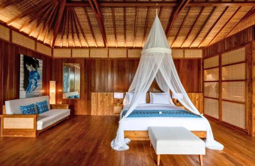 Kedewatan Villa | Panorama 2 BR Private Pool Villa ZN59