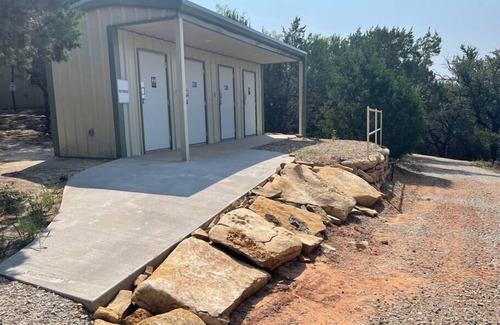 Graham RV Rental | Panorama Group Campsite at Lake Godstone