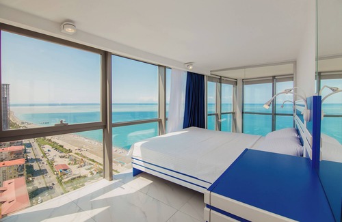 New Boulevard Apartment | Panorama Mountain and Sea view