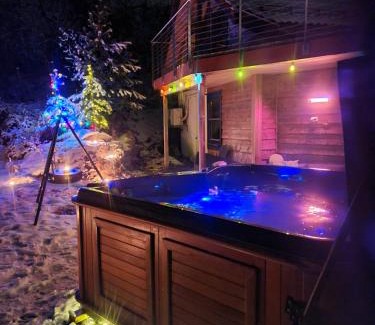 Solberg Villa | Panorama view along the fjord in Stryn