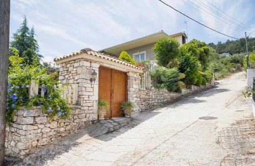 Thesprotiko Apartment | Panoramic Escape - Thesprotiko