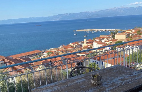 Koroni Apartment | Panoramic sea view! An apartment with a breathtaking scenic of nKoroni village!