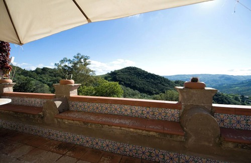 Nicosia Villa | Panoramic villa with terrace, close to Italian Fashion Outlets