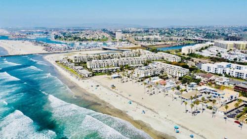 Townsite House | Panoramic Water Views - Steps to the Beach - F-2