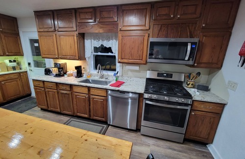 Coldwater House | Paradise - Coldwater/North Lake Rental - Monthly/Weekly/4 day off season