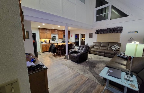 Coldwater House | Paradise - Coldwater/North Lake Rental - Monthly/Weekly/4 day off season