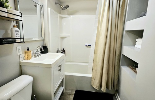 Grand Rapids House | Paradise in Grand Rapids W/backyard fireplace. Pet friendly.