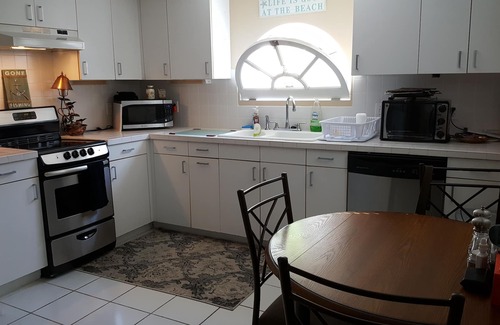 Hudson House | Paradise in Hudson with stunning gulf views. First class fishing and boating.