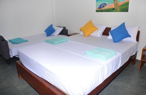 Andiambalama House | paradise near airport.