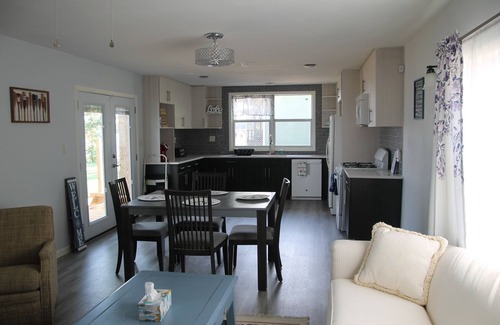 Chandler House | Paradise on Palestine