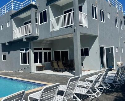 Treasure Beach House | Paradise Point Company Limited