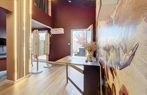 Gradignan House | Parenthèse Romantique - Love Room avec Jacuzzi