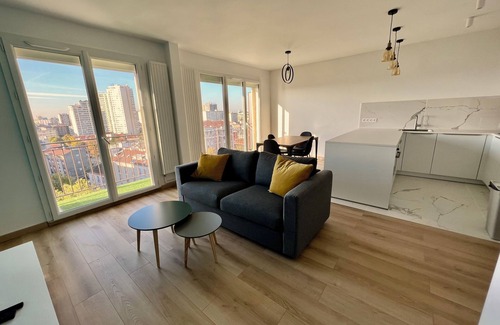 Montrouge Condo | Paris - Vue Tour Eiffel - Appartement Neuf et Moderne - Métro Ligne 4