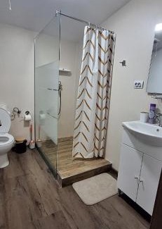 Hoghiz Apartment | Park Residence