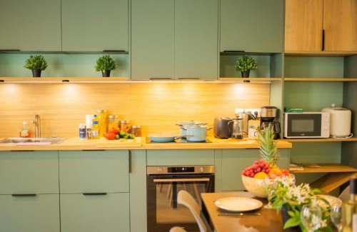 Trets Apartment | Parking gratuit à 3 min à pied, Clim, Laverie, Fibre, proche de Rousset, zone d'activités et domaines pour Mariages